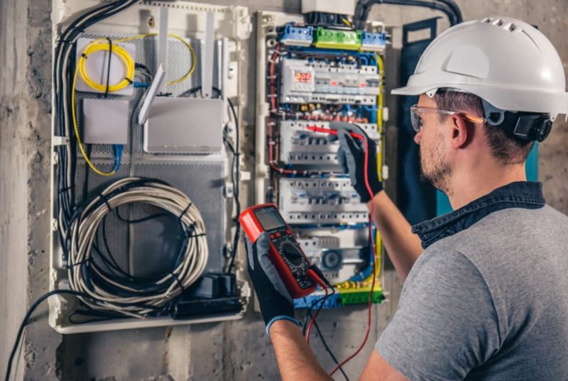 nr-10-seguranca-em-instalacoes-e-servicos-em-eletricidade